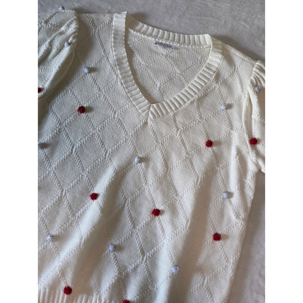 Venus Cream Diamond Knit Pom Pom V-Neck Puff Short Sleeve Sweater Large Holiday